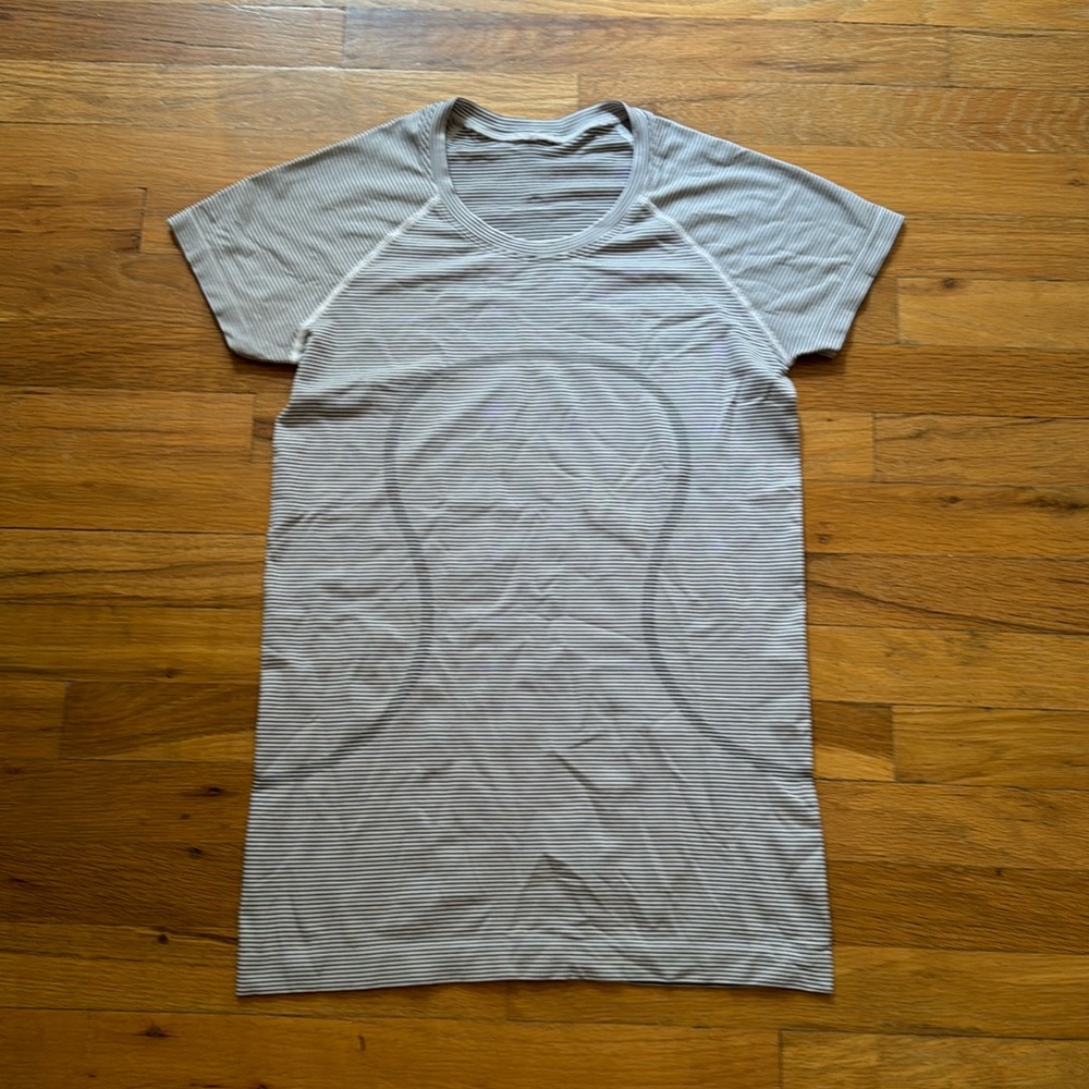 Lululemon top